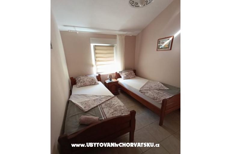 Apartments Dalija  Vir – photo 11