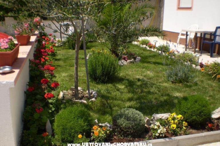 Apartments Kantoci – photo 2