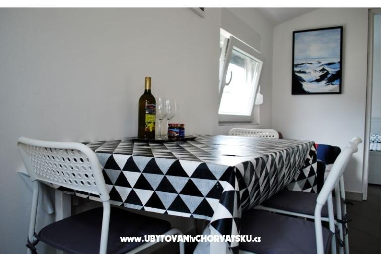 Apartments Leo – photo 12