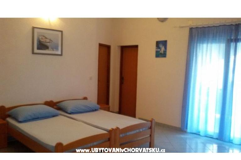 Apartments Robi – photo 13