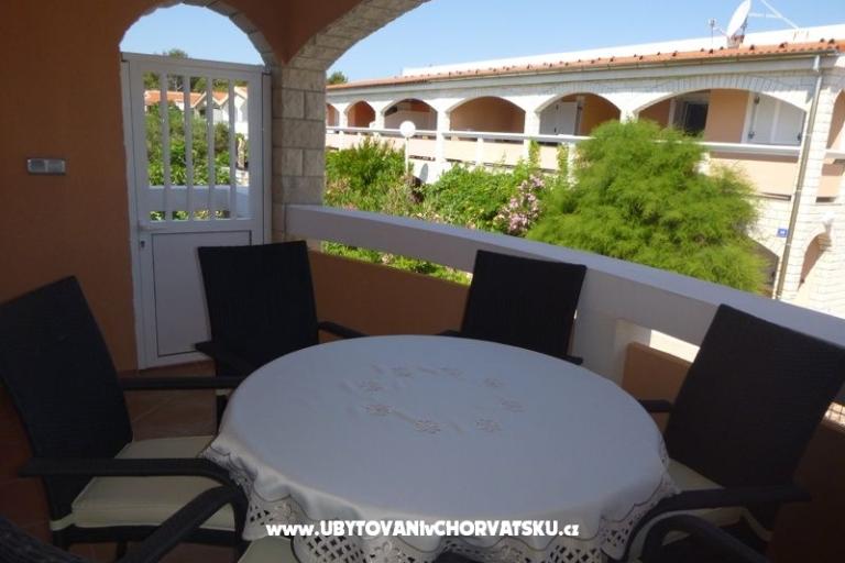 Apartments Vlašić otok Vir – photo 12