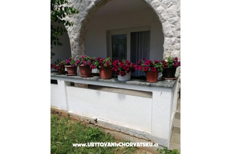 Apartments Lora – photo 7