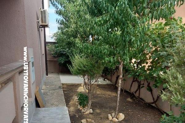 Apartment Eliška – photo 4