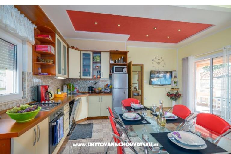 Apartment Lela – photo 11