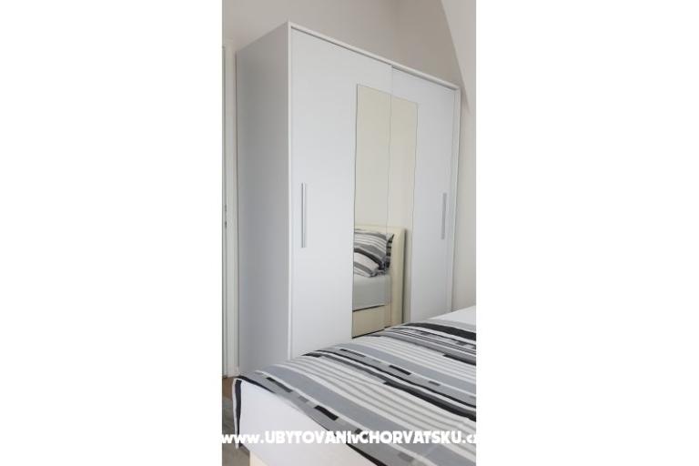 Apartments Davorka – photo 17