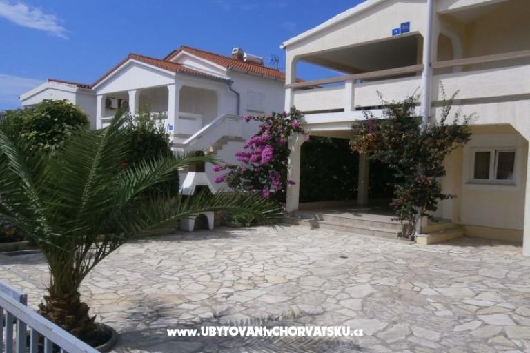 Apartments Davorka – photo 2