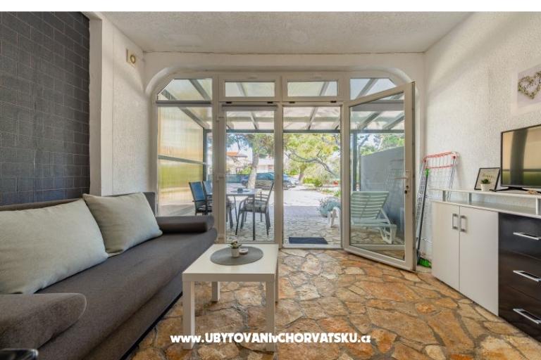 Apartments Villa Agape Vir – photo 15