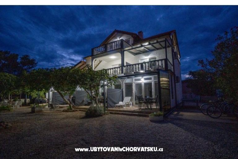 Apartments Villa Agape Vir – photo 2