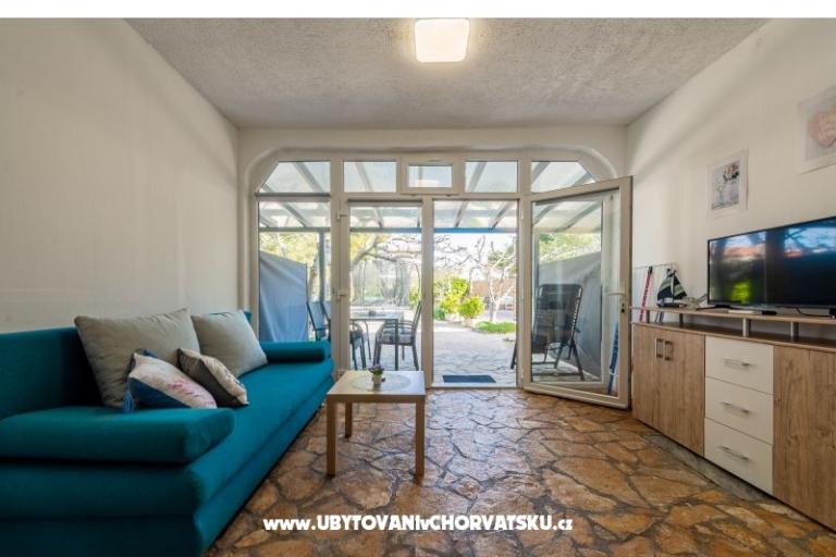 Apartments Villa Agape Vir – photo 20