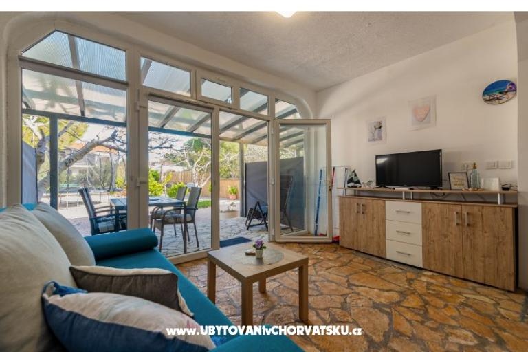 Apartments Villa Agape Vir – photo 29