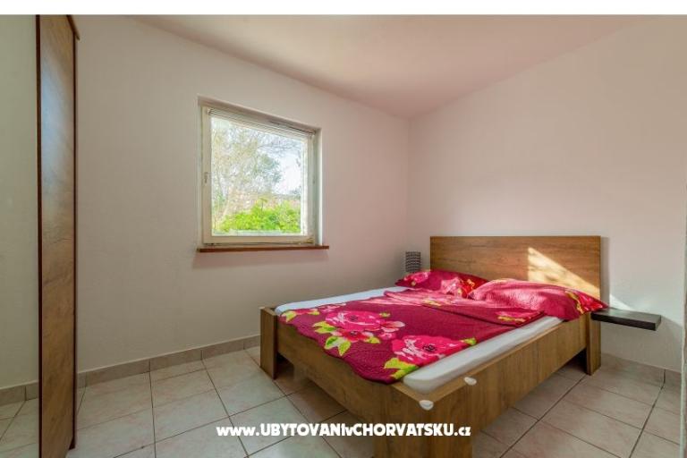 Apartments Villa Agape Vir – photo 31