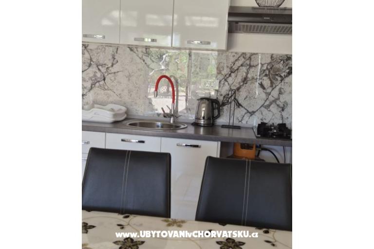Apartments Villa Agape Vir – photo 42