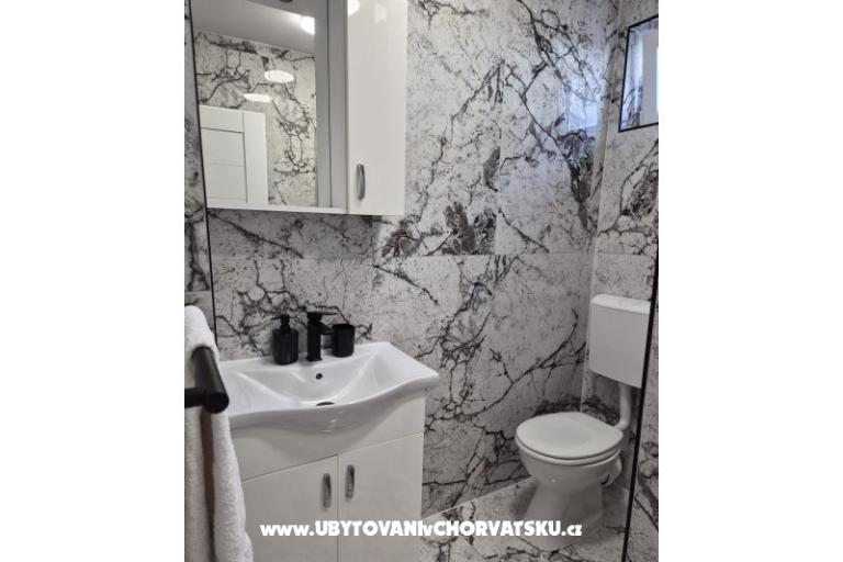 Apartments Villa Agape Vir – photo 46