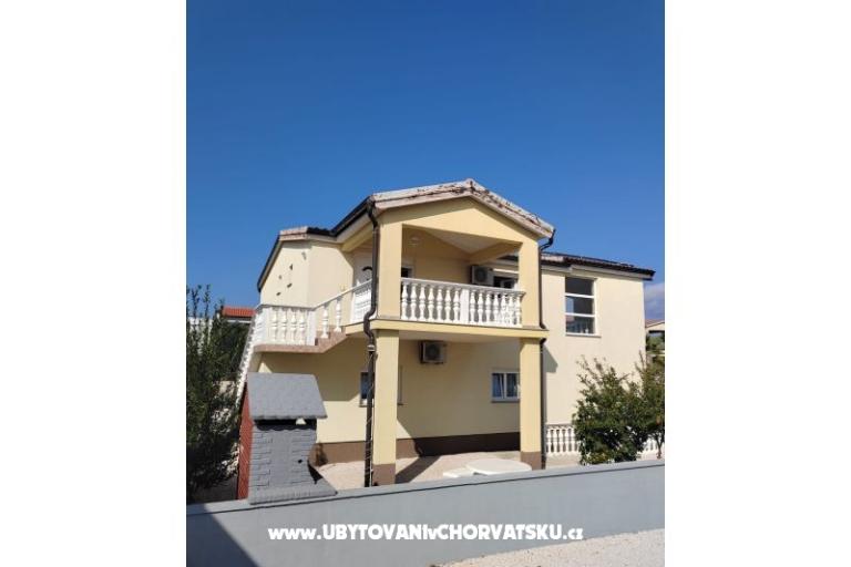 APARTMANI HELENA OASIS VIR – photo 18