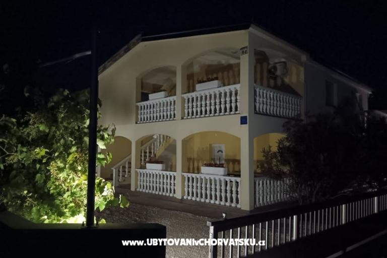 APARTMANI HELENA OASIS VIR – photo 25