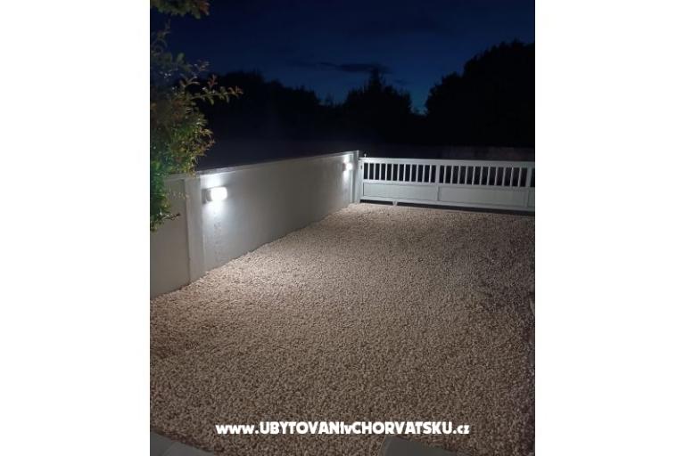 APARTMANI HELENA OASIS VIR – photo 29