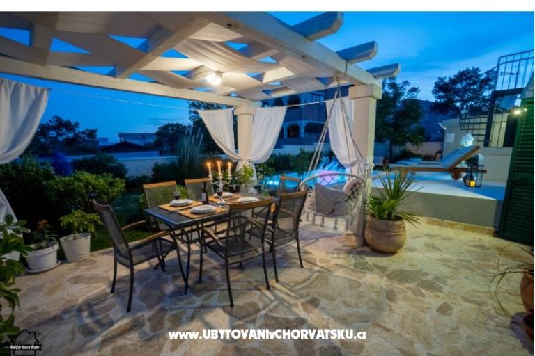 Vacation house  Diana +pool+jacuzzi – photo 14