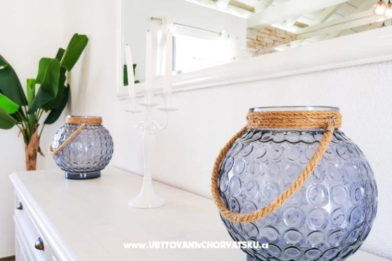 Vacation house  Diana +pool+jacuzzi – photo 17