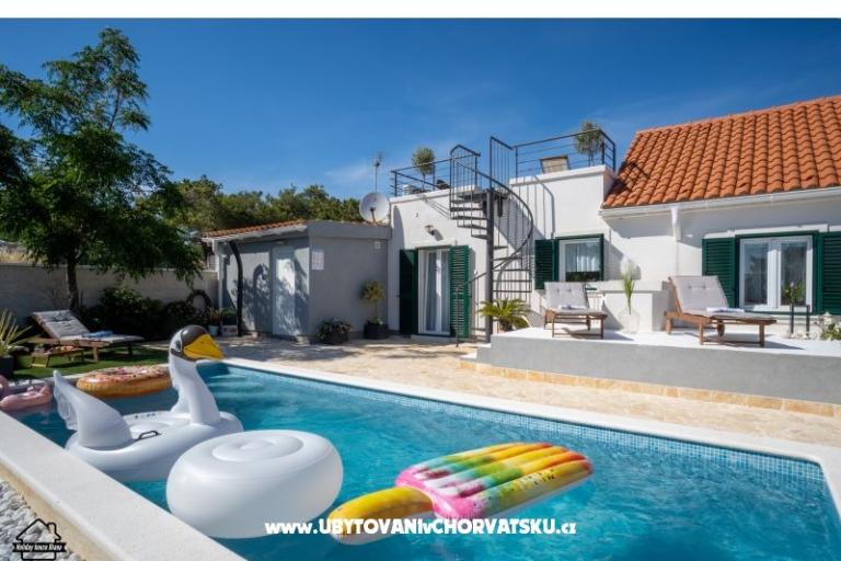 Vacation house  Diana +pool+jacuzzi – photo 5