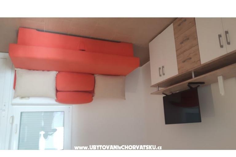 Nerdzana Vestweber – photo 6
