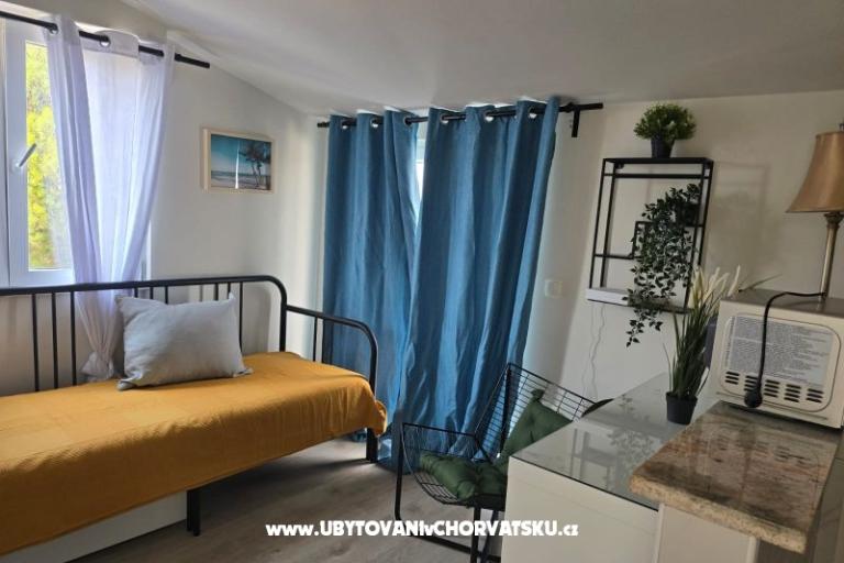Sunset Paradise Apartments Vir – photo 11