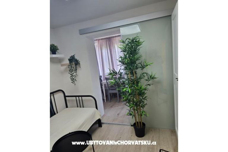 Sunset Paradise Apartments Vir – photo 15