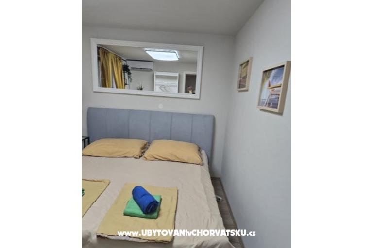 Sunset Paradise Apartments Vir – photo 18