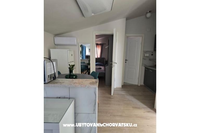 Sunset Paradise Apartments Vir – photo 45