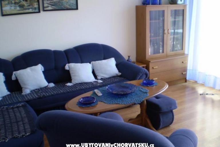 Apartments Issa – photo 2