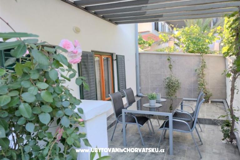 Apartments Lac - House Rak – photo 13