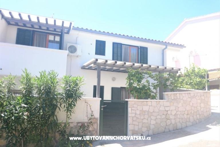 Apartments Lac - House Rak – photo 15