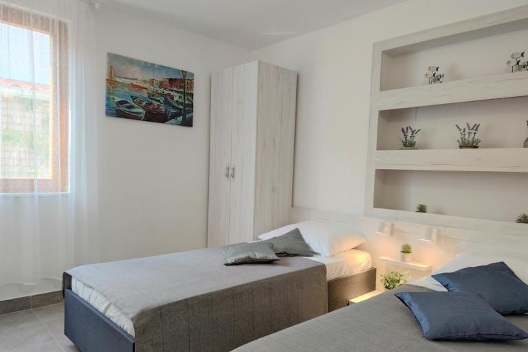 Apartments Lac - House Rak – photo 5