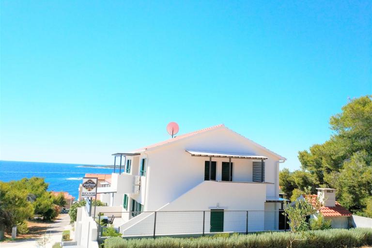 Apartments Lac - House More – photo 2