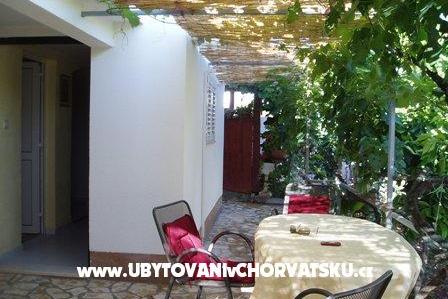 Apartments Tina – photo 8