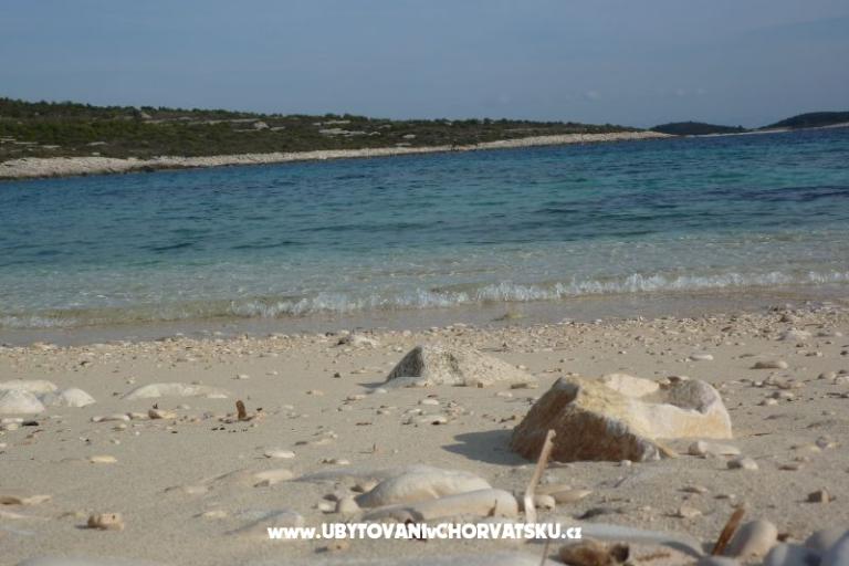 Villa Vinka*** – photo 11