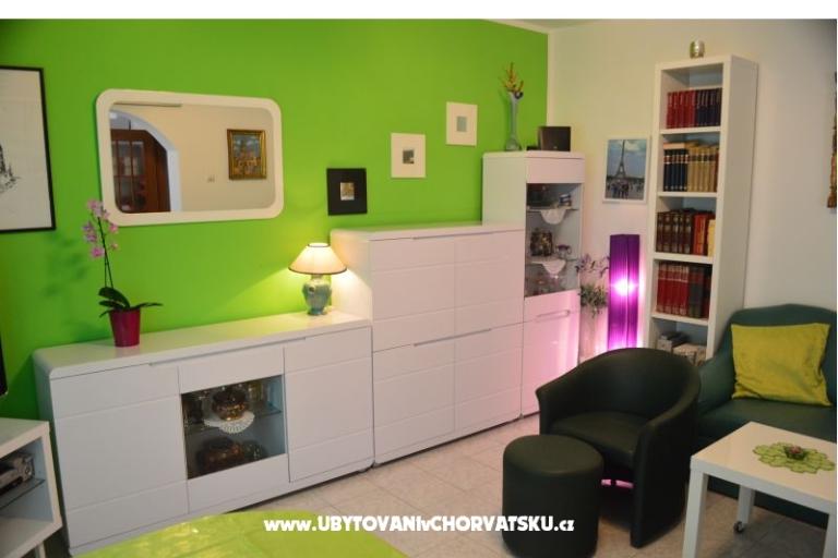 Apartment Garden – photo 11
