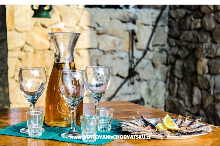 Lola's apartments – photo 11