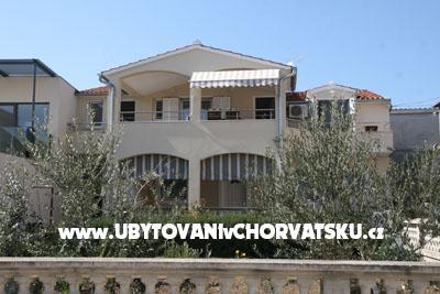 Apartments Jela – photo 2