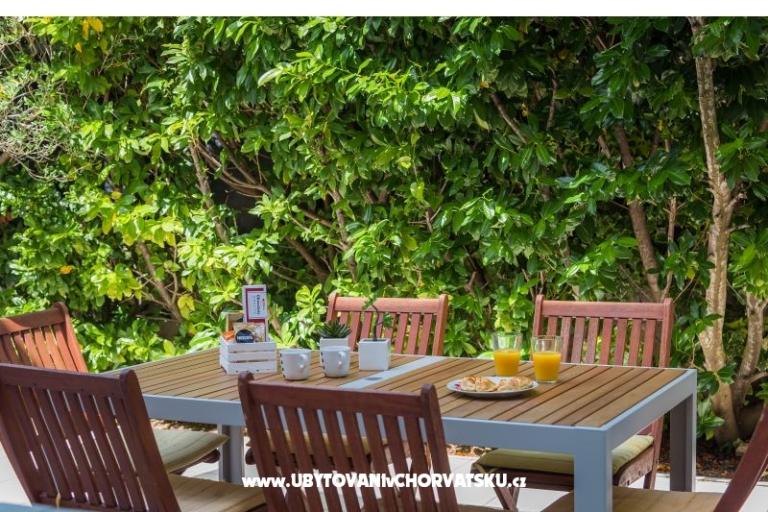 Apartments Karla, Mara, Ana, Ivan   – photo 12