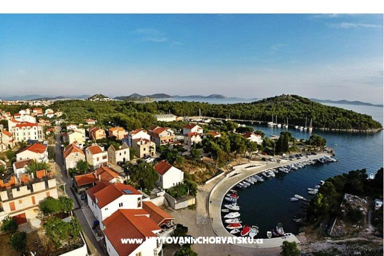 Apartments Škugor – photo 4