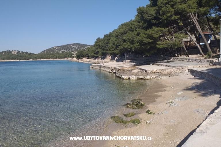 Apartment Ivan (15m from  beach) – photo 2