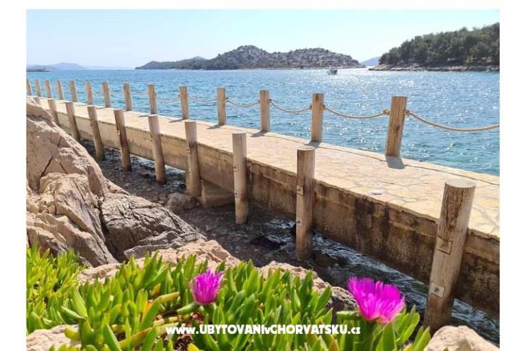 Apartment Ivan (15m from  beach) – photo 31