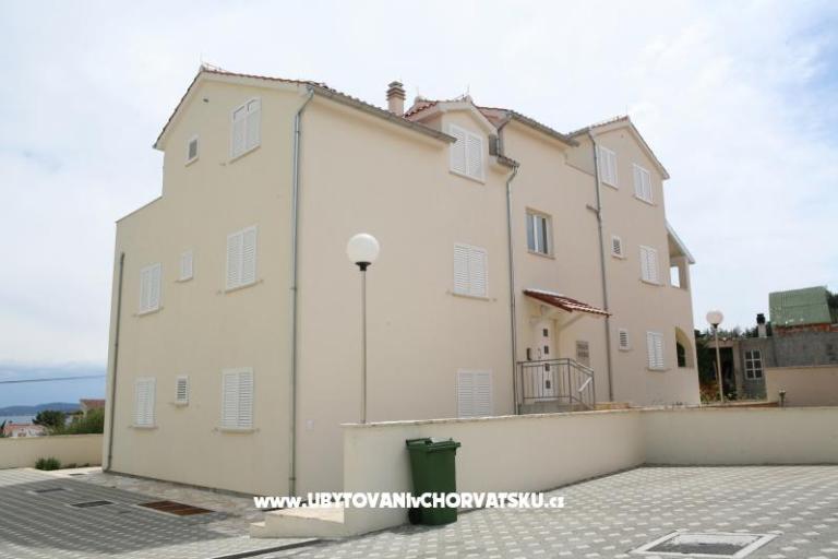 Apatmani Bellavista Villas – photo 8