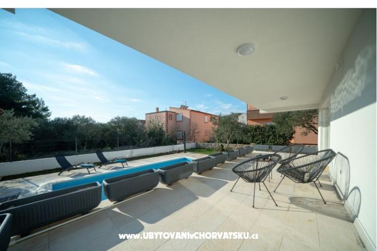 Beach Villa with pool Tribunj – photo 15