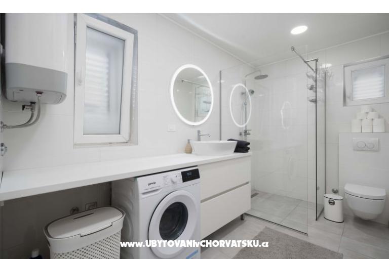 Jakaa Apartment Srima – photo 24