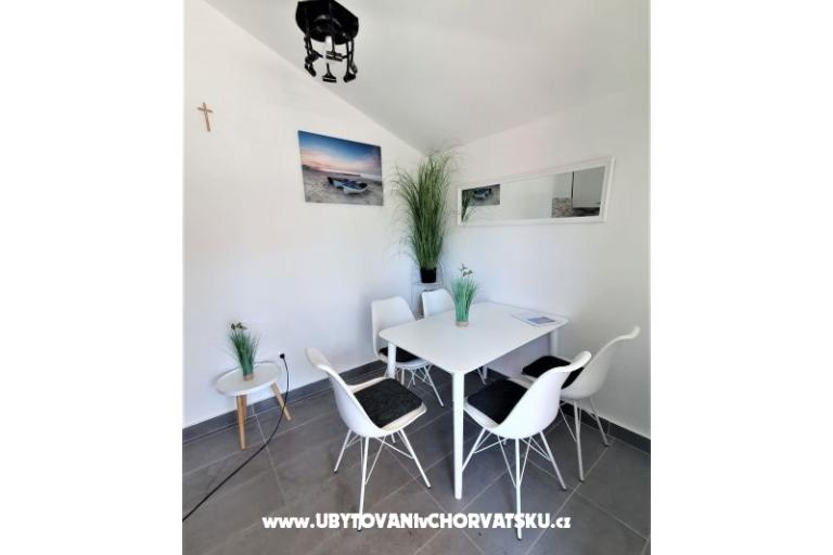 Jona Apartments – photo 10