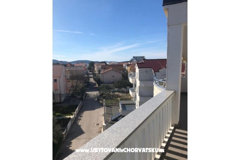 Penthouse with pool Ruža – photo 14