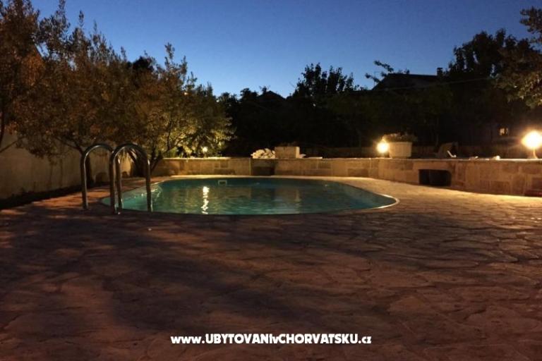 Penthouse with pool Ruža – photo 2