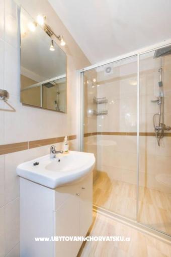 Apartment Leo – photo 8