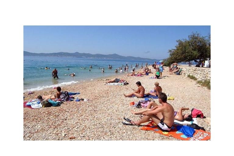 Apartments with swimming pool-Crno – photo 10